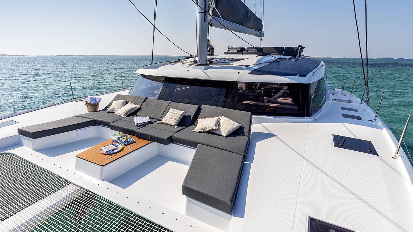 Aura-51-Fountaine-Pajot-Sailing-Catamarans-Interior-21