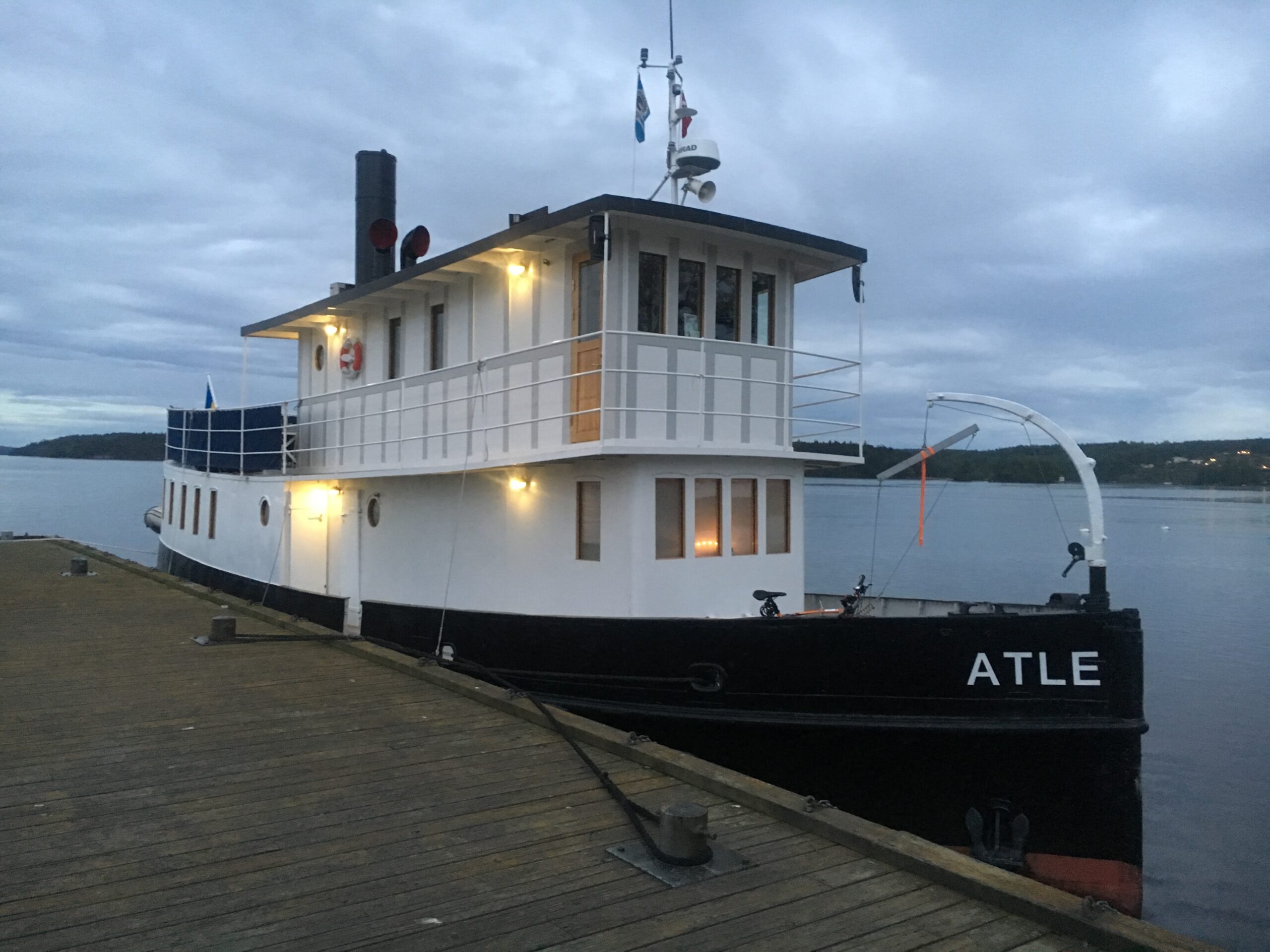 Exterior Lying at pier in Mälaren