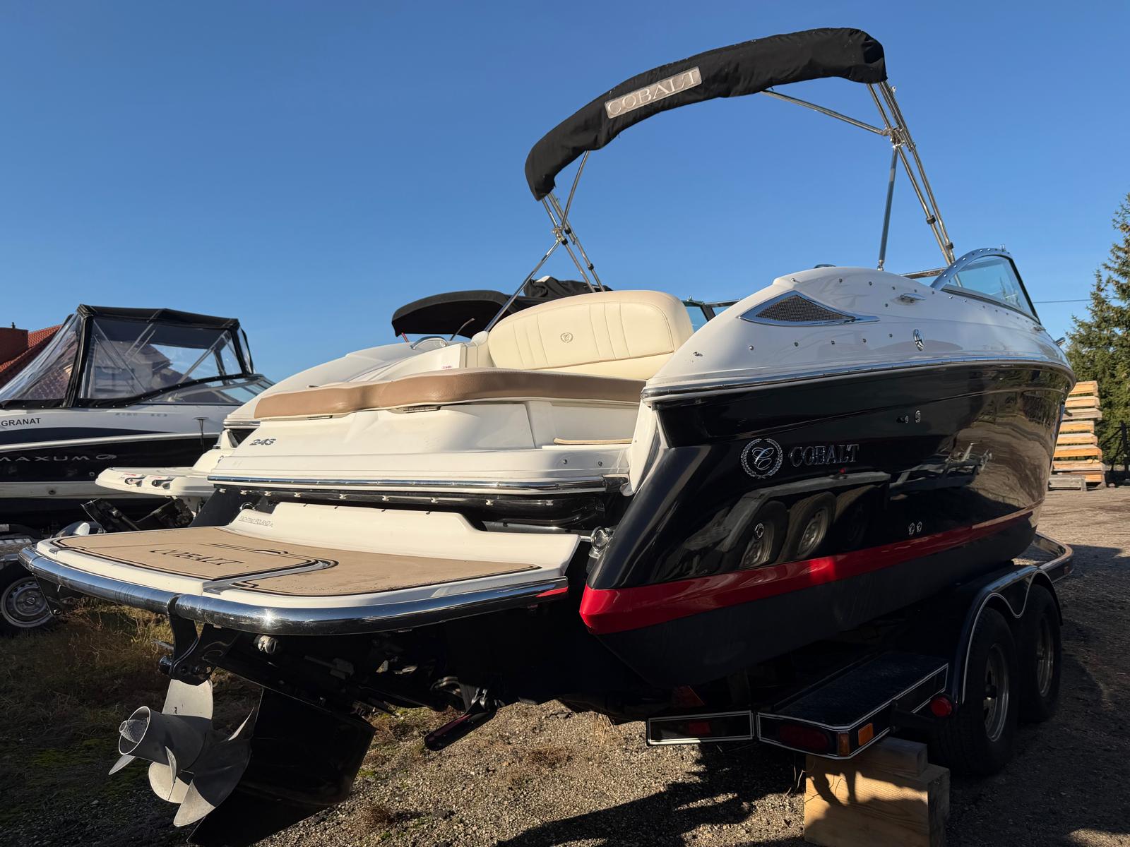 PHOTO-2025-11-06-12-06-20